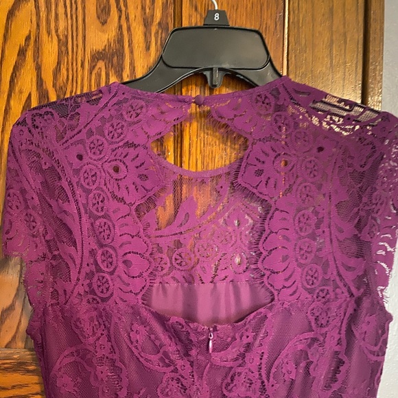 Lace fit and flare dress - Picture 3 of 5